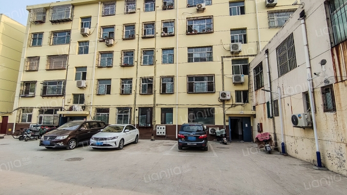 经贸局宿舍外景图