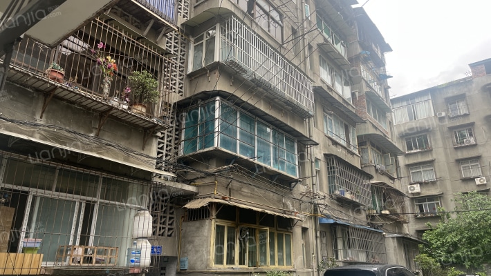 市法院家属区外景图