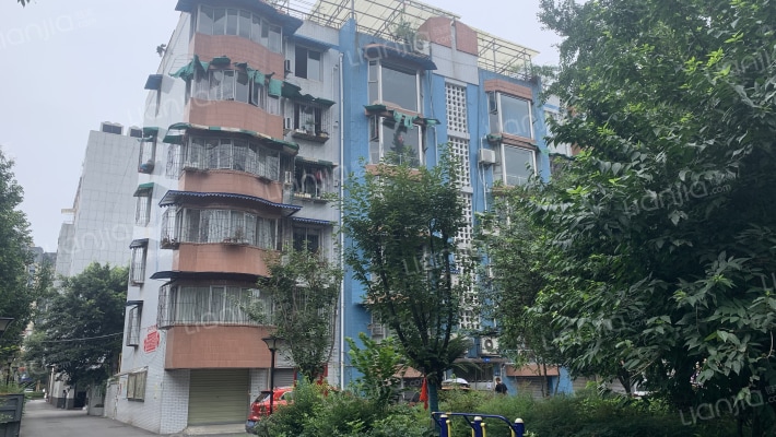 人岷小区外景图