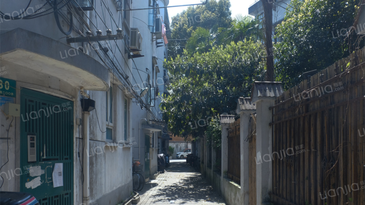 岳阳路200弄外景图