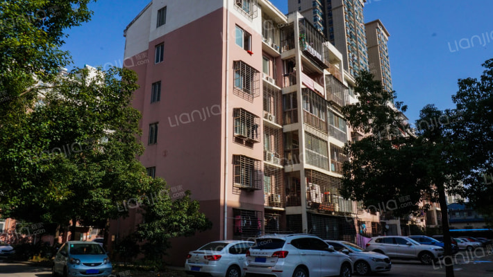 邓城小区外景图