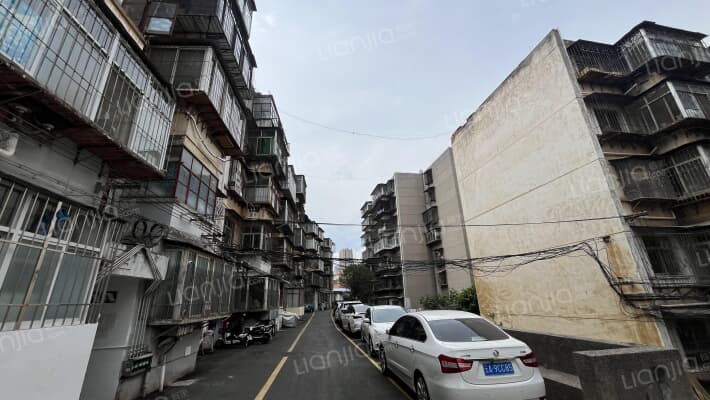 民航家属院外景图