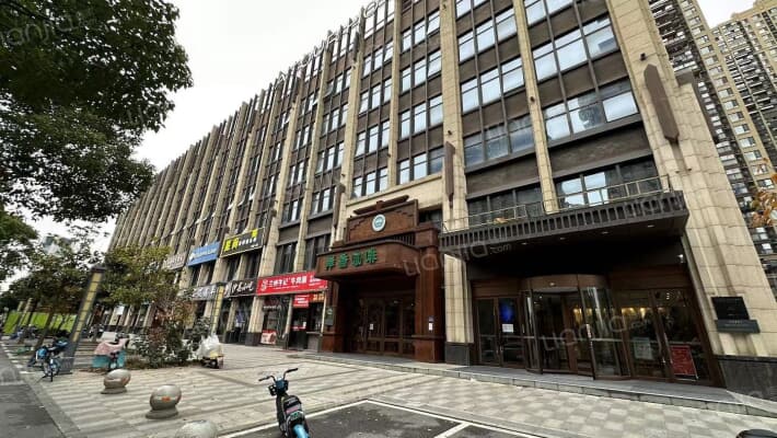 中海财富广场外景图