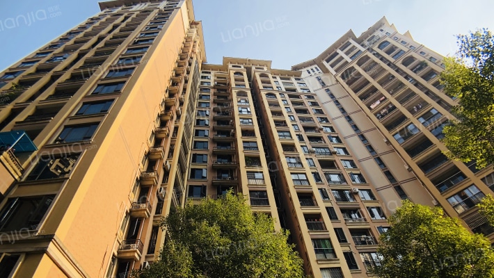 保利百合花园外景图