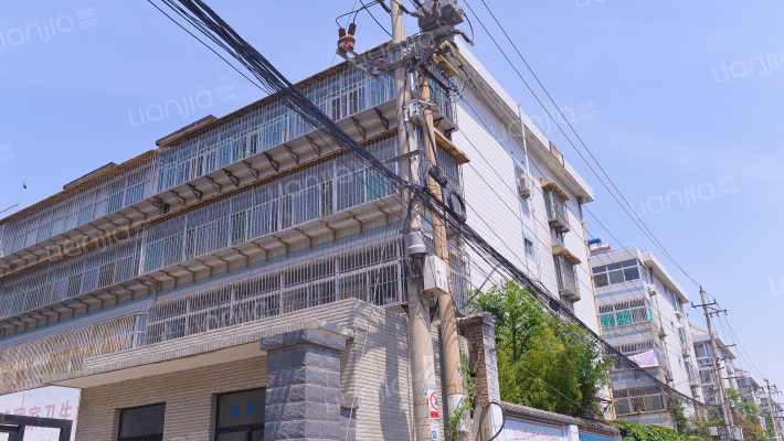 经十一路外景图