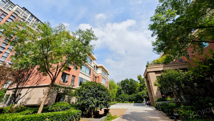 唐人中心H区外景图