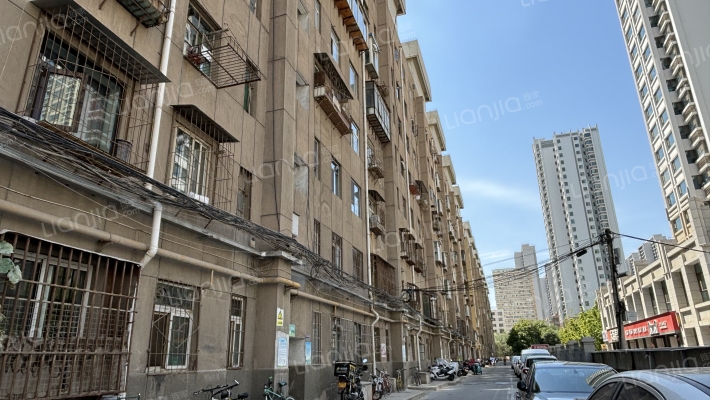 兰石二分厂家属院外景图