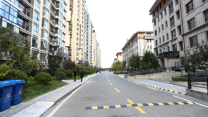 弘润金茂府外景图