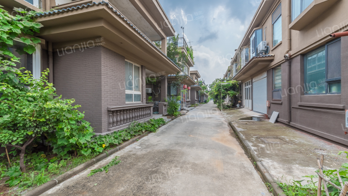 锦萃家园外景图