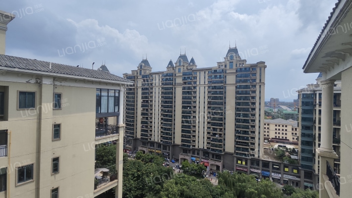 恒大御景半岛外景图