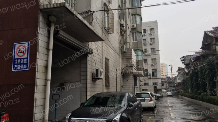 安康大楼外景图