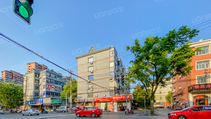 耀江东村外景图