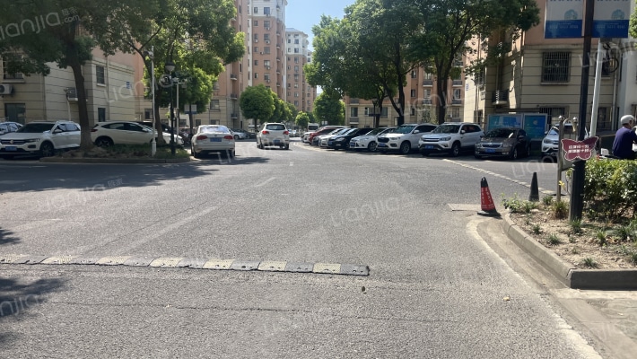 华盛八园外景图