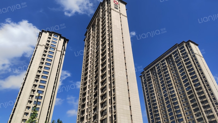 诸城中骏世界城外景图