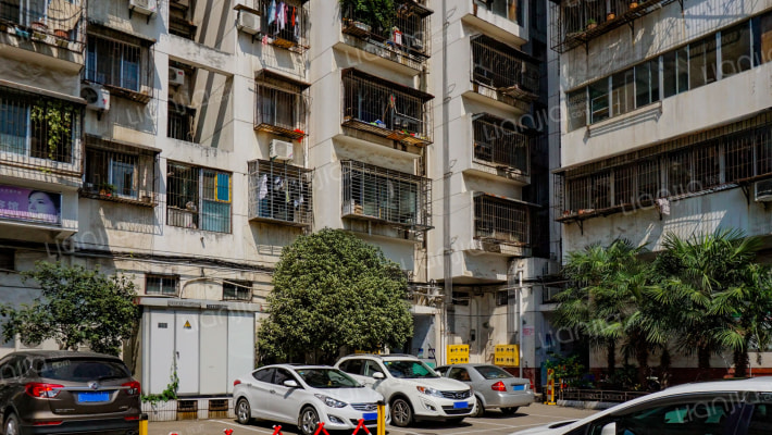 襄阳机场公司家属楼外景图