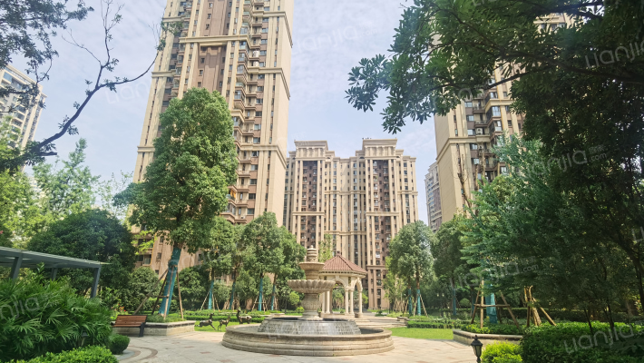 恒大未来城三期外景图