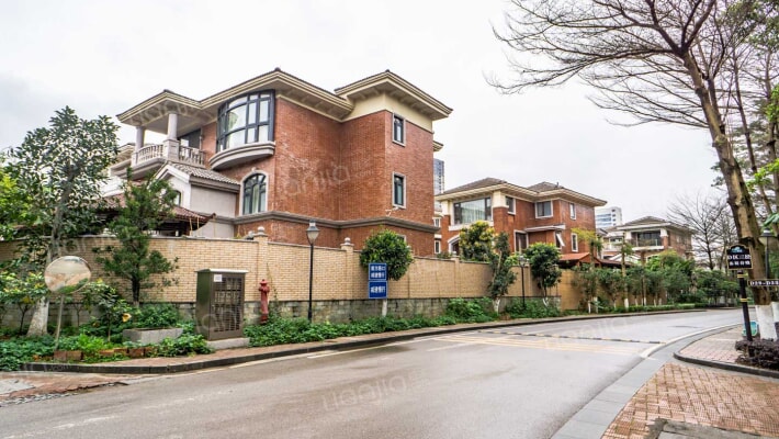 八桂绿城外景图