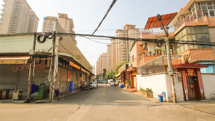 灵古二直街外景图