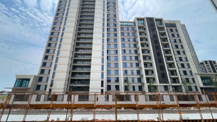 光谷·大家中心外景图