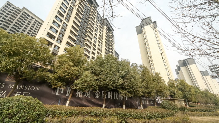 新保弘领东苑B区外景图