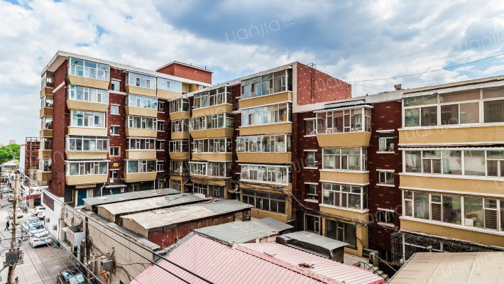 信合公寓外景图