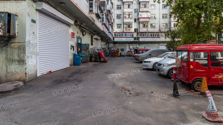 沿江小区外景图