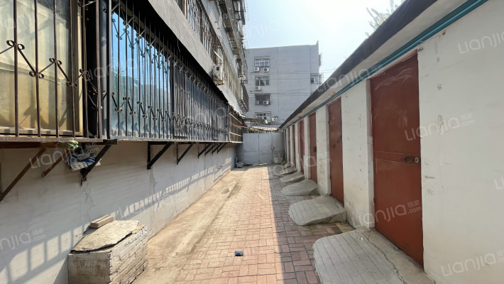 农林116号院外景图