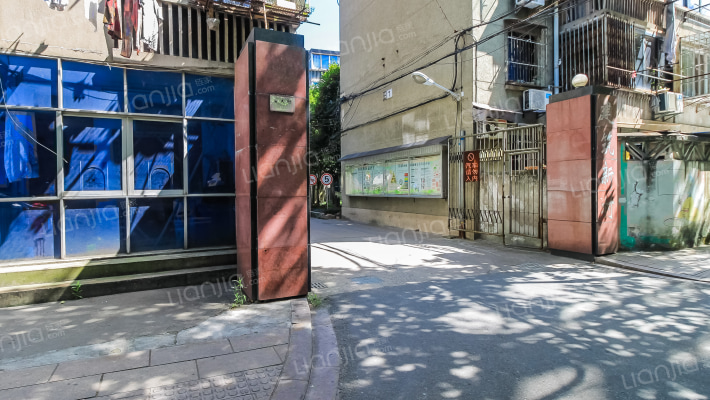 建筑新村外景图