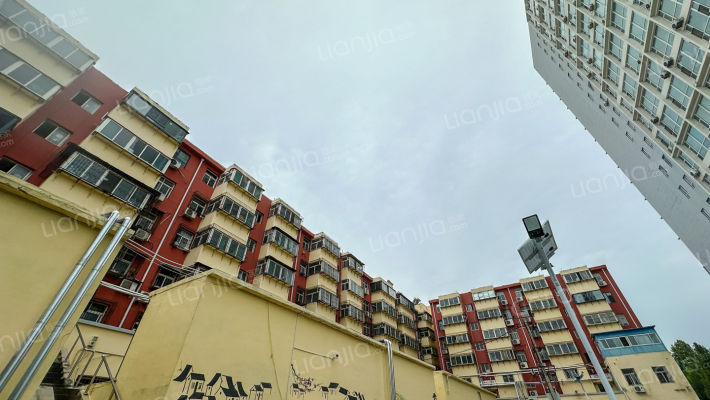 农业学校家属院外景图