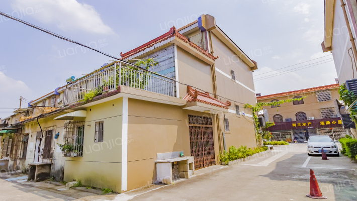 施家一村外景图