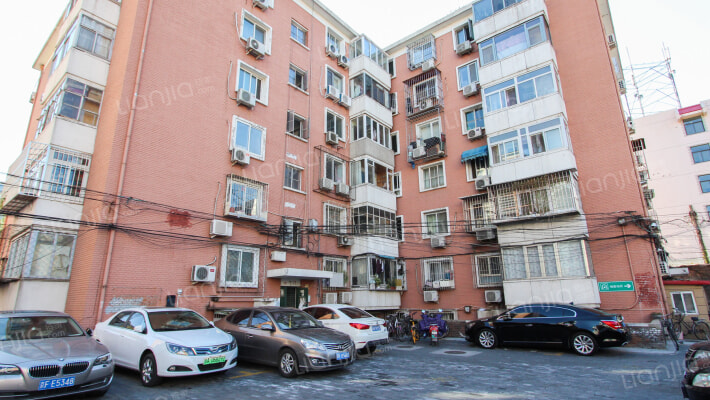 东营房九条外景图