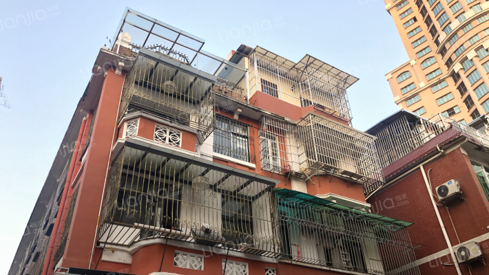 龟岗四马路外景图