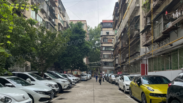 和平门小区外景图