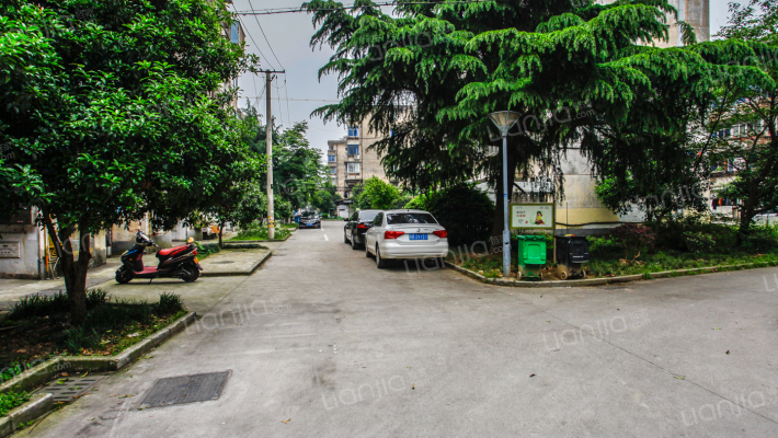 富巷新村南二小区外景图