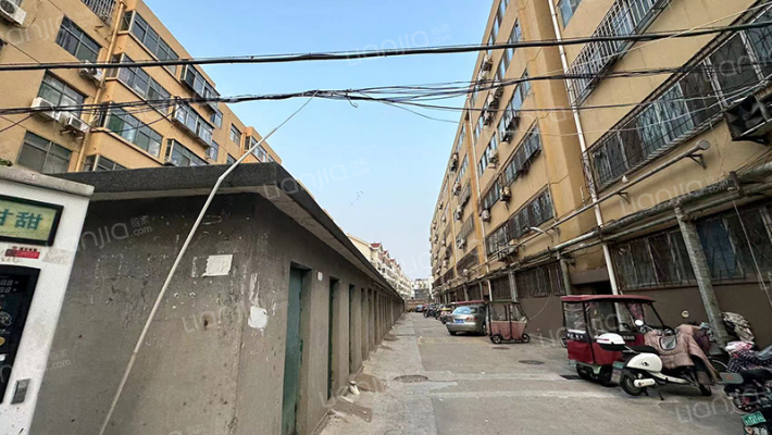 人民医院东宿舍外景图