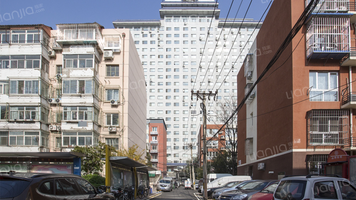 槐柏树街北里外景图