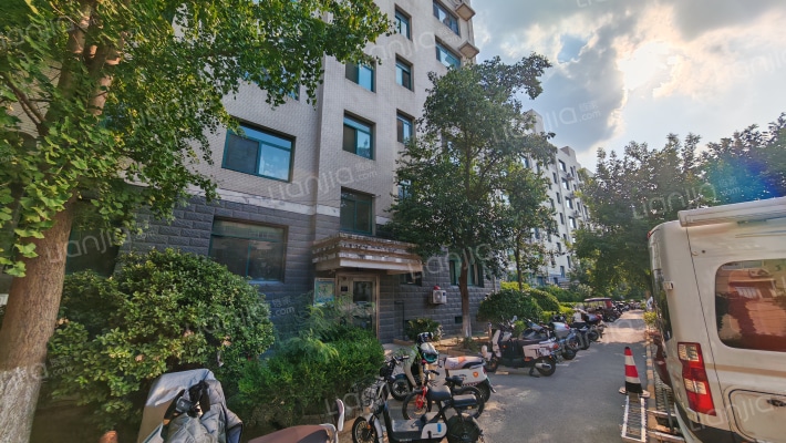 历山路48-2号外景图