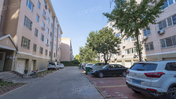 粮食局宿舍外景图