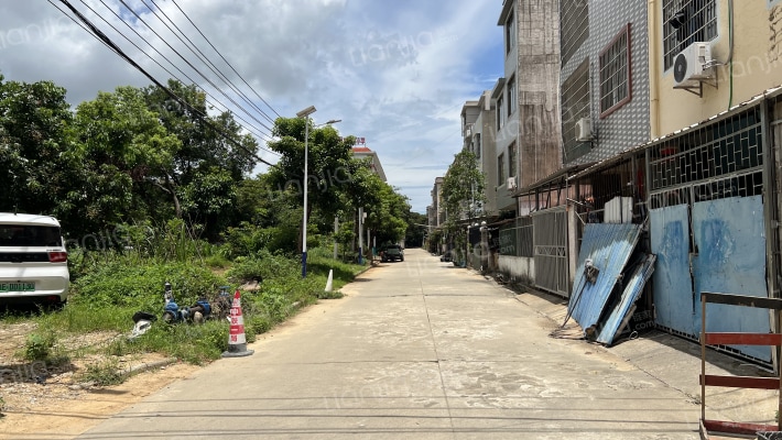 中电搬迁回建小区一区外景图