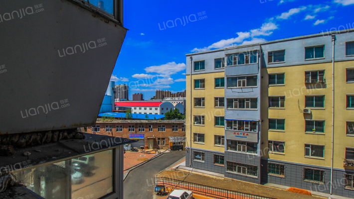 地矿宿舍外景图