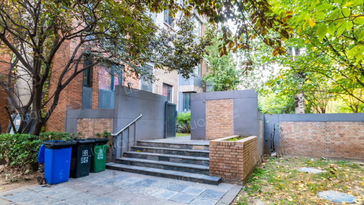 万科水晶城静湾园外景图