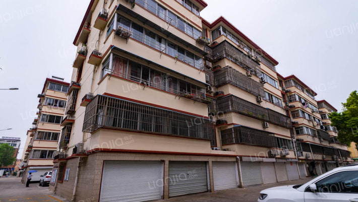 开发新村西区外景图