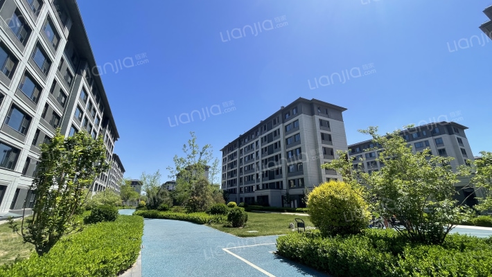 绿城春熙云峰外景图