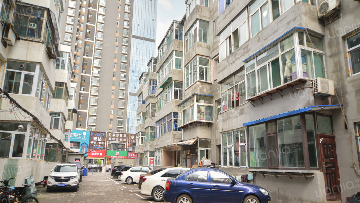 卫生局宿舍外景图