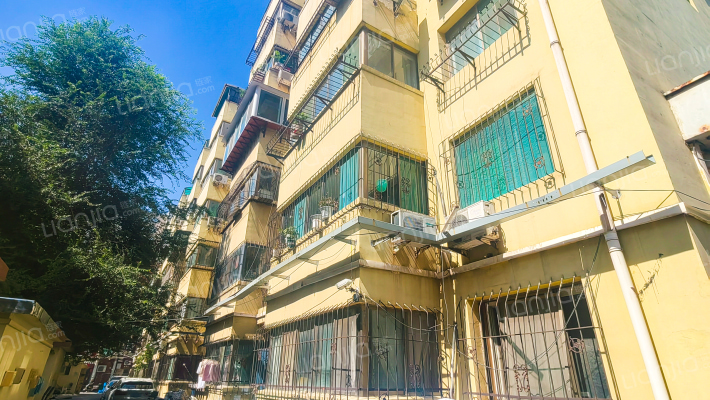 花园路172号外景图