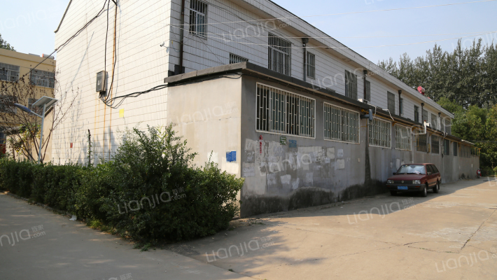 坊子区政府东院小区外景图