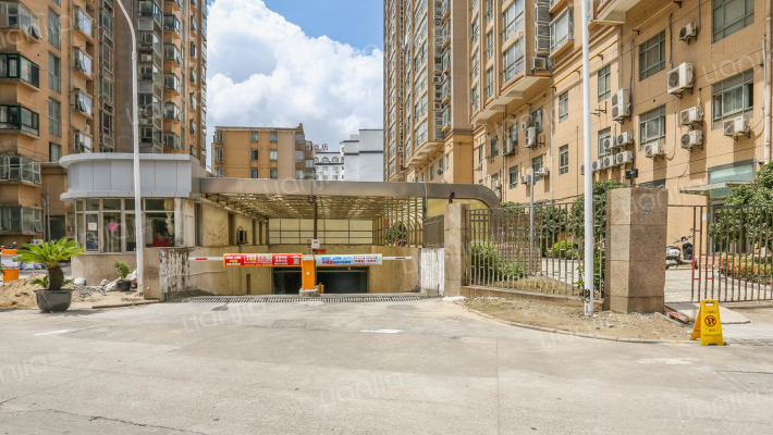 天地华庭外景图