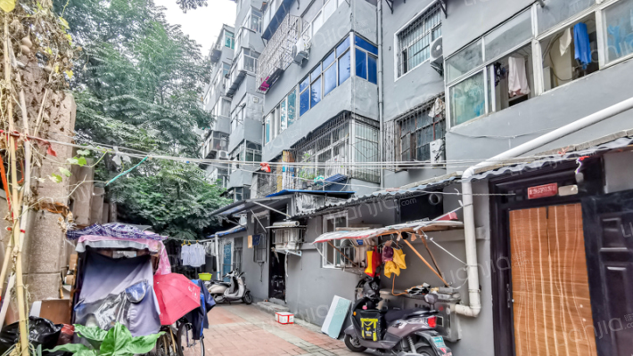 清真寺街57号楼外景图