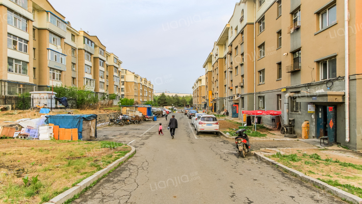 樱花园小区外景图