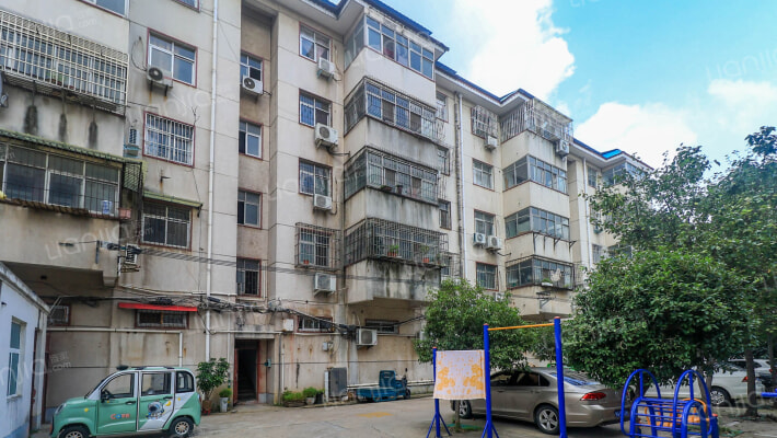 农发行驿城区支行家属院外景图